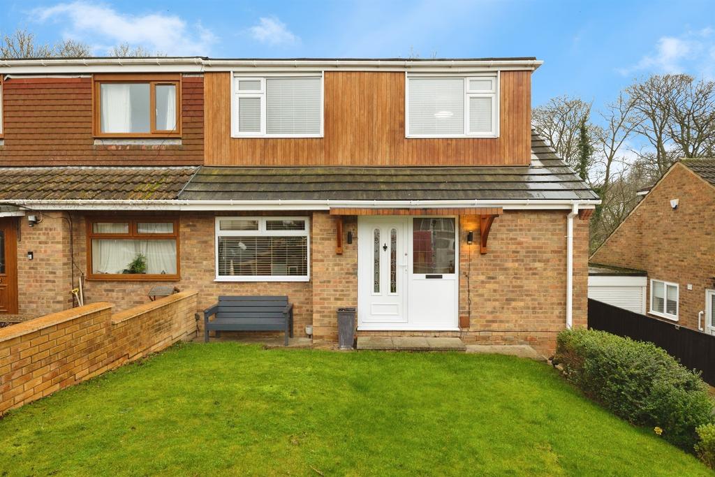 3 bedroom semi-detached bungalow for sale