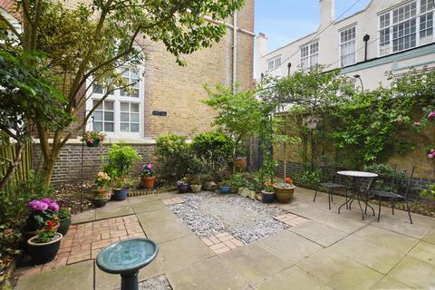 undefined, Becklow Road, London