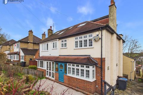 4 bedroom semi-detached house for sale, Coulsdon CR5