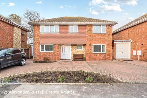 3 bedroom detached house for sale, Tina Gardens, Broadstairs, CT10