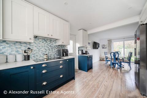 3 bedroom detached house for sale, Tina Gardens, Broadstairs, CT10