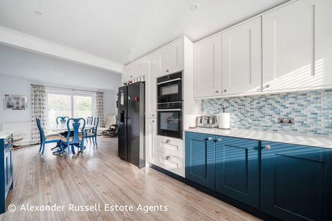 3 bedroom detached house for sale, Tina Gardens, Broadstairs, CT10