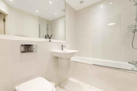 2 bedroom flat for sale, Garratt Lane, Tooting, London, SW17
