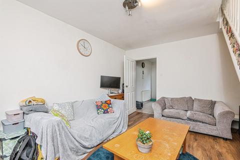 2 bedroom semi-detached house for sale, Horse Bank Drive, Lockwood, Huddersfield