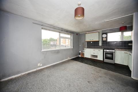 1 bedroom ground floor flat for sale, Handcross Road, Luton