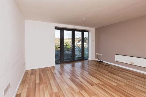 2 bedroom flat for sale, Birkhouse Lane, Paddock, Huddersfield