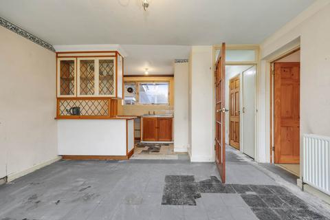 1 bedroom flat for sale, John Stripe Court, Leyton