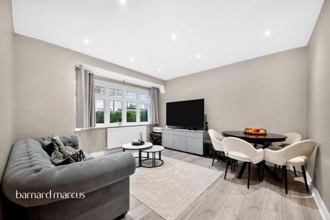 3 bedroom semi-detached house for sale, Fernwood Crescent, London