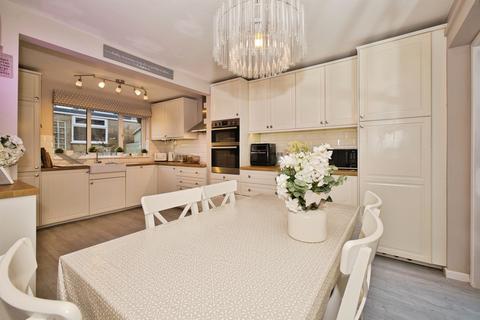 undefined, Hamdon Close, Stoke-Sub-Hamdon