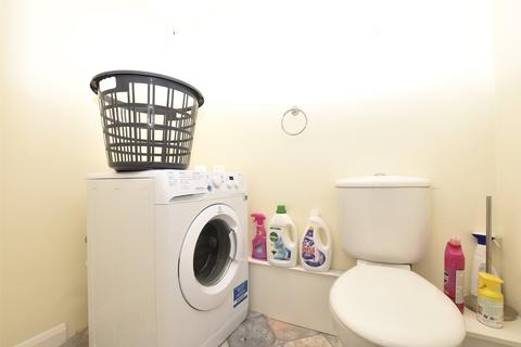 2 bedroom apartment to rent, Solsbury Court Solsbury Lane, BATH BA1