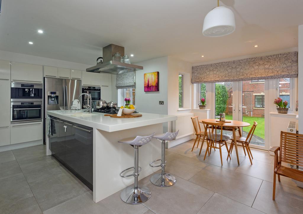 Kitchen/Breakfast