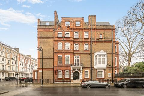 2 bedroom apartment to rent, Harrington Gardens London SW7