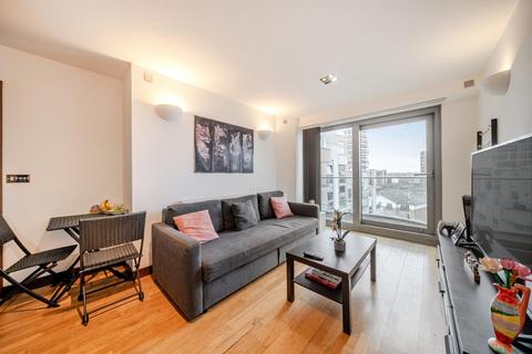 2 bedroom flat for sale, Bridges Court Road, Battersea, London, SW11