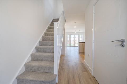 2 bedroom semi-detached house to rent, Hermann Place, Sudbury, CO10