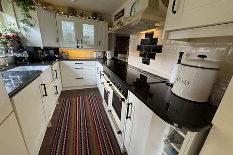 2 bedroom detached house for sale, Main Street, Buckingham MK18