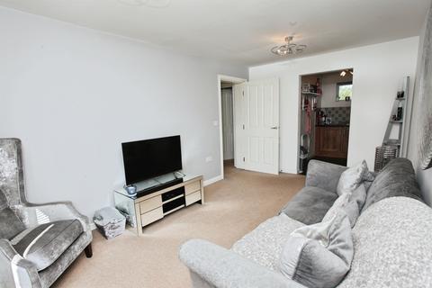 2 bedroom flat for sale, Druids Close, Caerphilly