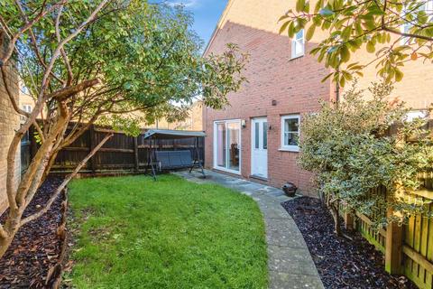 3 bedroom end of terrace house for sale, Middle Leaze, Chippenham