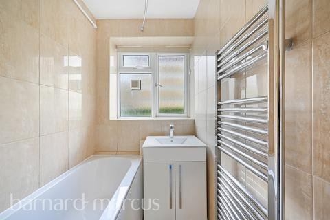 1 bedroom flat for sale, Glen Albyn Road, London