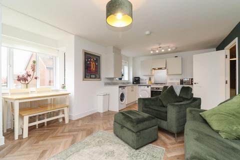 2 bedroom flat for sale, Pictor Drive, Margate, CT9