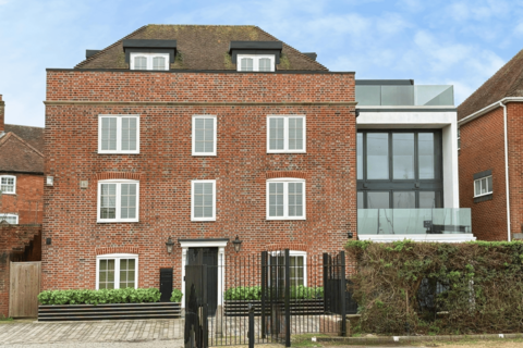 undefined, Rope Walk, Southampton SO31