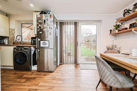 3 bedroom semi-detached house for sale, Dimmingsdale Bank, Quinton, BIRMINGHAM