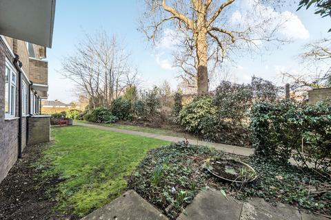 3 bedroom flat for sale, The Copse, Fortis Green, London, N2