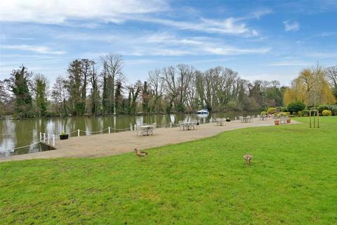 undefined, Braybank, Bray, Maidenhead, Berkshire, SL6