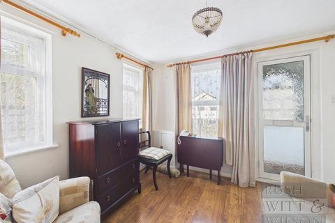 2 bedroom semi-detached house for sale, Fairlight Road, Hastings