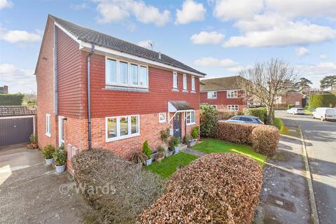 4 bedroom detached house for sale, Hornbeam Close, Paddock Wood, Tonbridge, Kent