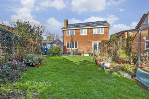 4 bedroom detached house for sale, Hornbeam Close, Paddock Wood, Tonbridge, Kent