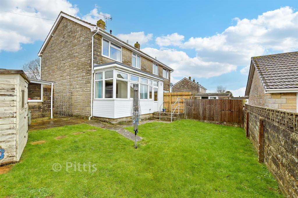 House in Newport - View 4