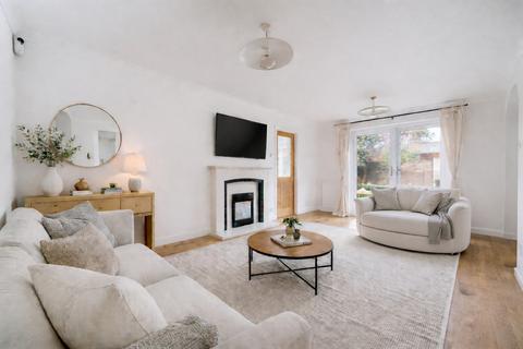 4 bedroom detached house for sale, First Avenue, Hampshire PO9