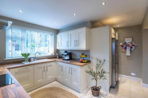 3 bedroom semi-detached house for sale, Hartford Road, Davenham, CW9