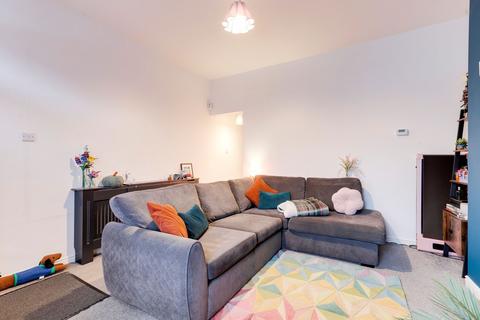 3 bedroom end of terrace house for sale, Clarges Street, Nottingham NG6
