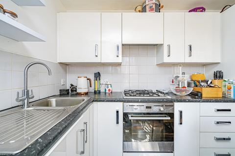 2 bedroom apartment for sale, Bradfield Way, Dudley