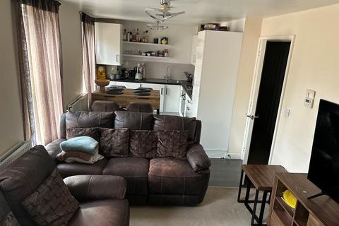 2 bedroom apartment for sale, Bradfield Way, Dudley