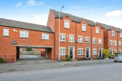 3 bedroom townhouse for sale, Dallow Street, Burton-On-Trent