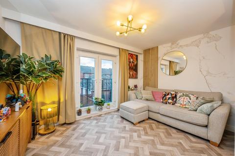 3 bedroom townhouse for sale, Dallow Street, Burton-On-Trent