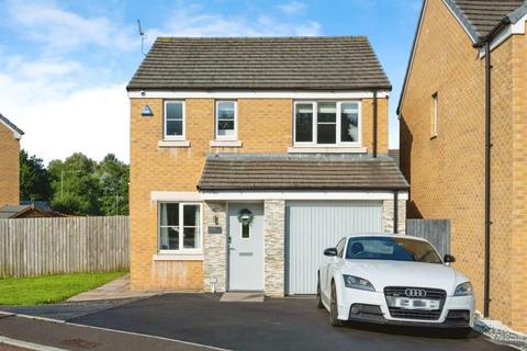 undefined, Maes Brynach, Brynmenyn, Bridgend