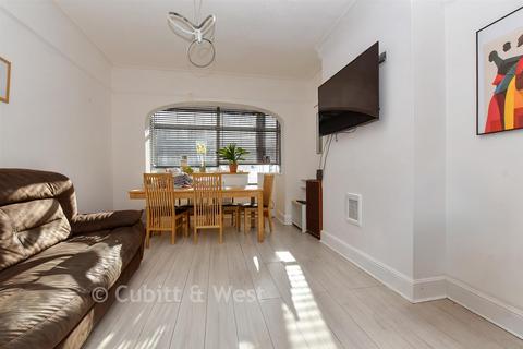 4 bedroom terraced house for sale, Penshurst Road, Croydon CR7
