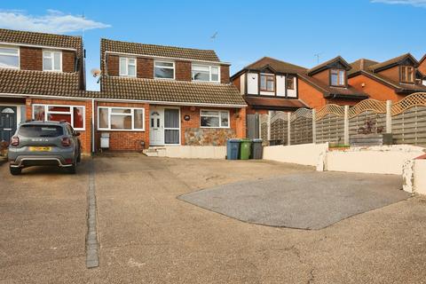 5 bedroom semi-detached house for sale, Sawpit Hill, Hazlemere, High Wycombe