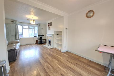 3 bedroom house to rent, Martindale Road, HEMEL HEMPSTEAD