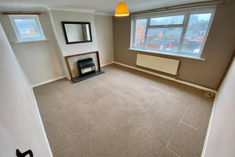 2 bedroom maisonette to rent, Fern Road, Hythe, Southampton
