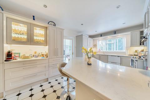 undefined, Dartnell Court, West Byfleet, KT14