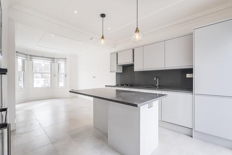 undefined, Warwick Grove Surbiton KT5