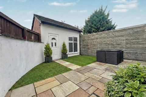 undefined, Sinderland Road, Broadheath, Altrincham