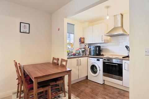 2 bedroom flat for sale, Charminster Avenue, BOURNEMOUTH