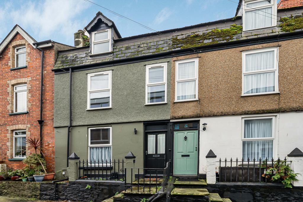 17 Front House.JPG