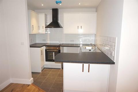 2 bedroom apartment to rent, Mostyn Street, West End, Leicester LE3
