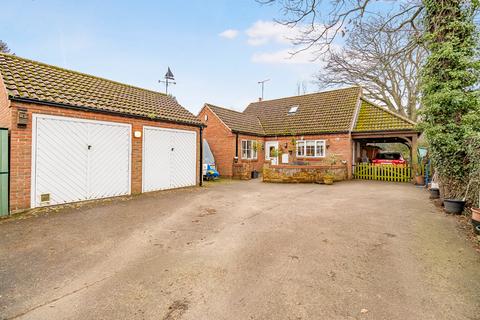 undefined, Manor Road, Dersingham